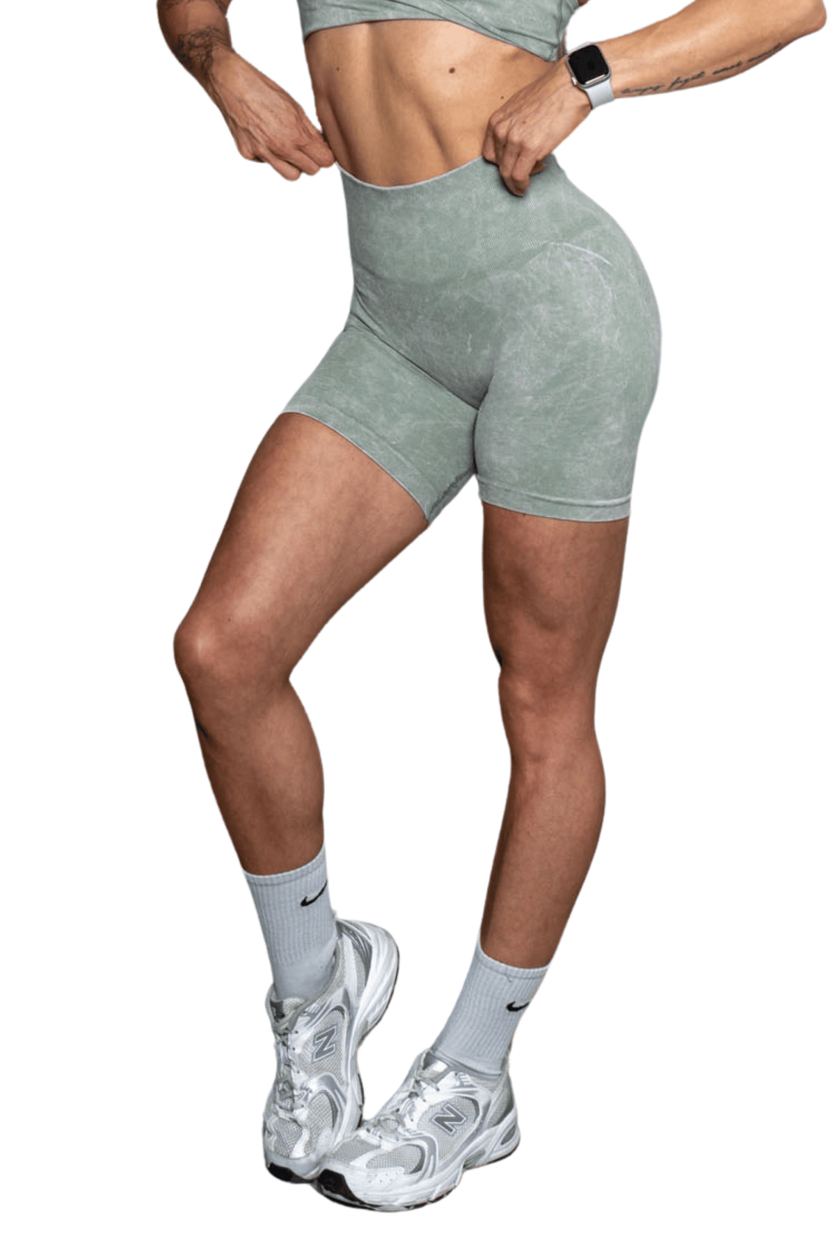 Shadow Shorts Scrunch